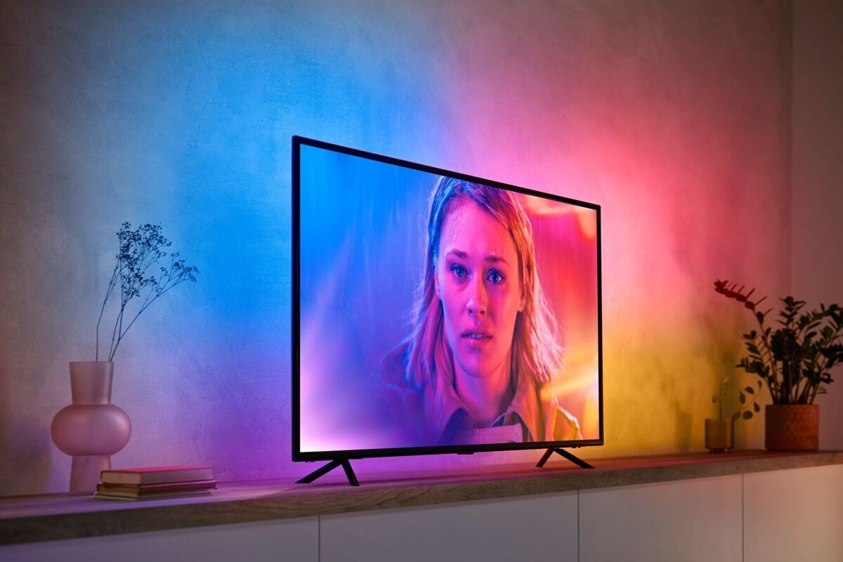 led-220v-rgbw-2m-hue-play-gradient-lightstrip-55-philips led v rgbw m hue play gradient lightstrip  philips